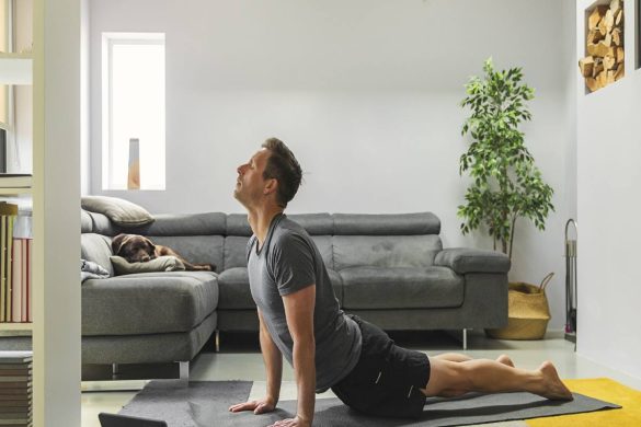 How to Stretch Your Back When You Have a Sedentary Lifestyle